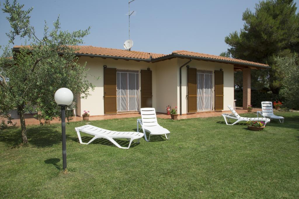 Agriturismo Sant'Orsola Follonica Rum bild